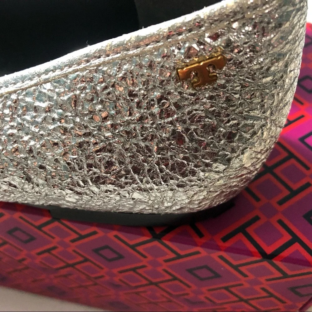 Tory Burch Women’s Laila Leather Silver Ballet Flats Size 8